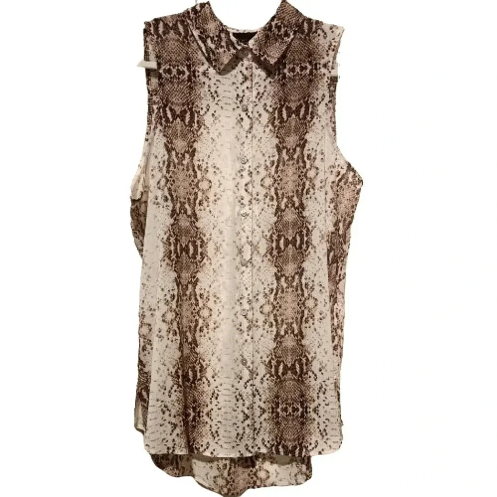 NWOT Rachel Zoe snakeskin print sleeveless button front blouse Size Small